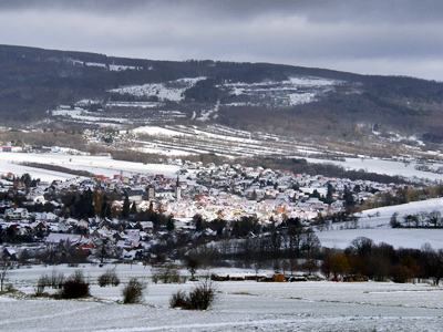 Bauersberg mit Bischofsheim Rhön im Winter