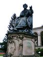 Denkmal König Ludwig I.von Bayern vor dem Kursaalgebäude